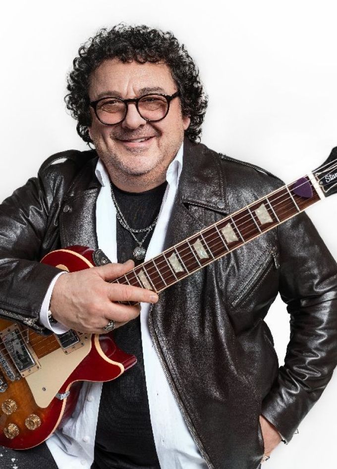 Игорь Саруханов