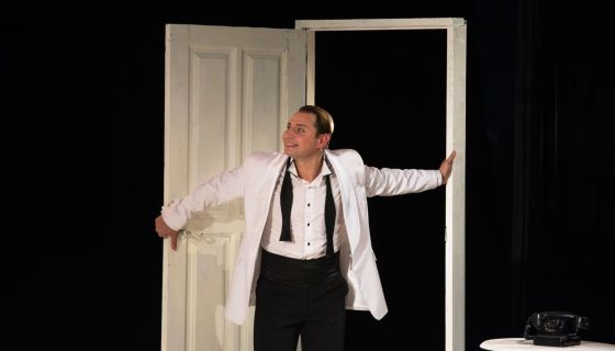 Спектакль «Примадонны»