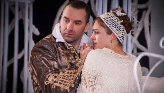 Спектакль «Сумасшедшая любовь в селе Степанчиково»