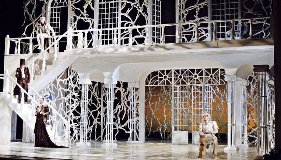 Спектакль «Сумасшедшая любовь в селе Степанчиково»