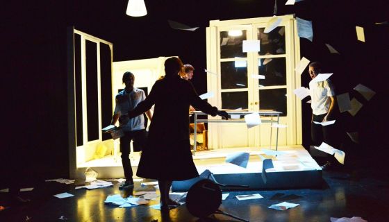 Спектакль «Дорогая Елена Сергеевна»