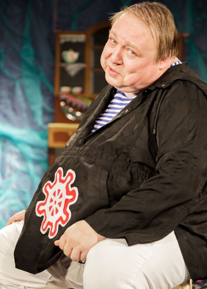 Спектакль «Здравствуй, папа, Новый год!», Волгодонск