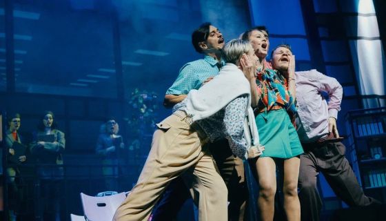 Спектакль «Служебный роман»