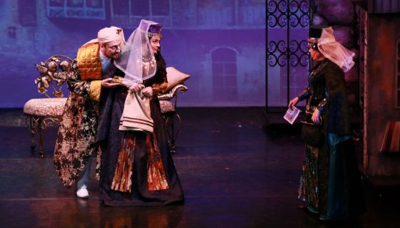 Спектакль «Ханума»