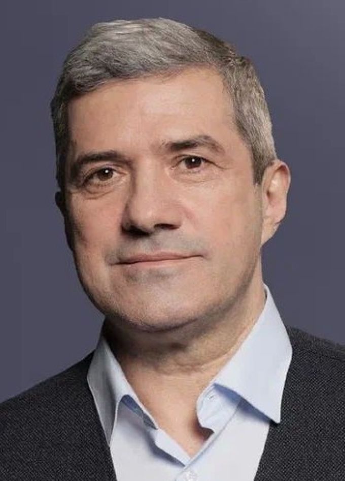 Михаил Шахназаров