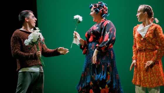 Спектакль «Всюду жизнь»