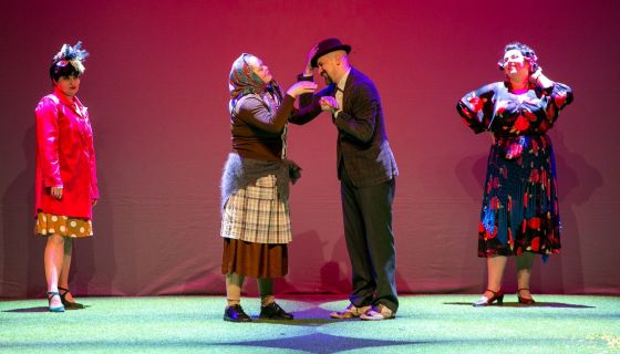 Спектакль «Всюду жизнь»