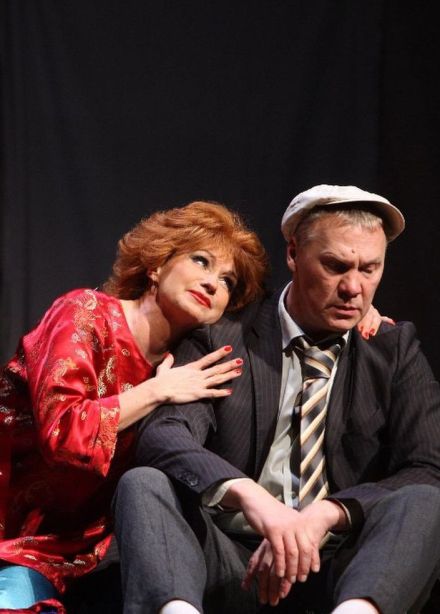 Спектакль «Любовь и голуби»