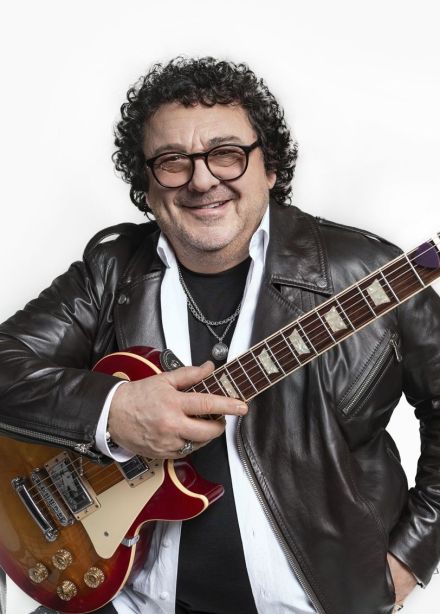 Игорь Саруханов