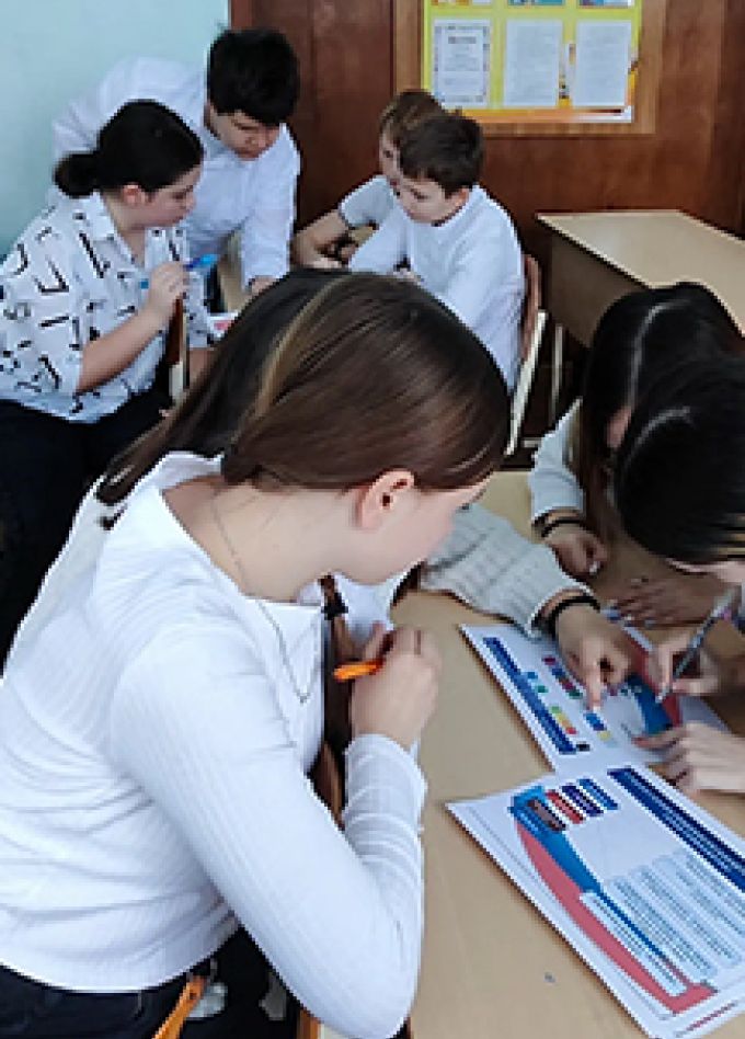 Меж звезд и галактик. Игра-путешествие по Солнечной системе