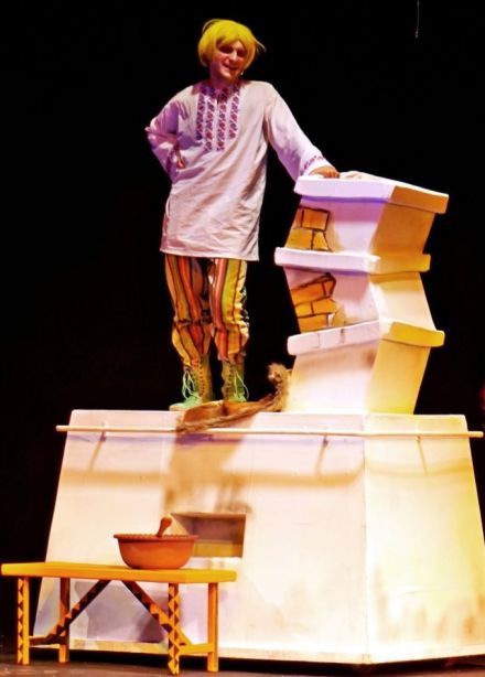 Спектакль «Приключения Емели, или По щучьему велению»