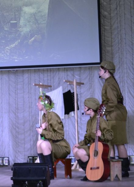 Победа в сердце каждого живёт. Театрализованный концерт