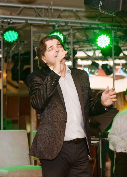 Александр Шахов