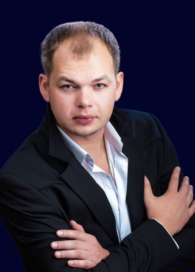 Алексей Брянцев