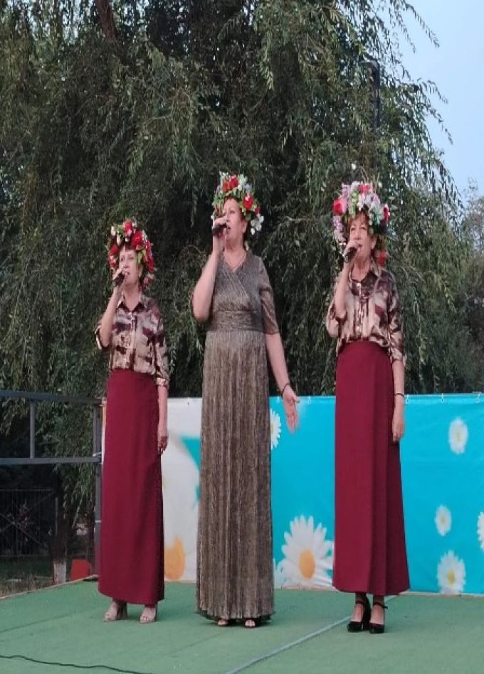 На крыльях любви к семье и верности
